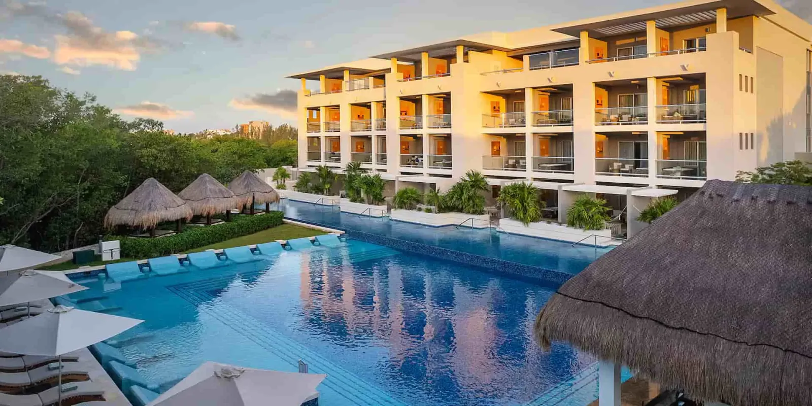 Verano en hoteles Paradisus — Playa del Carmen (PCM)