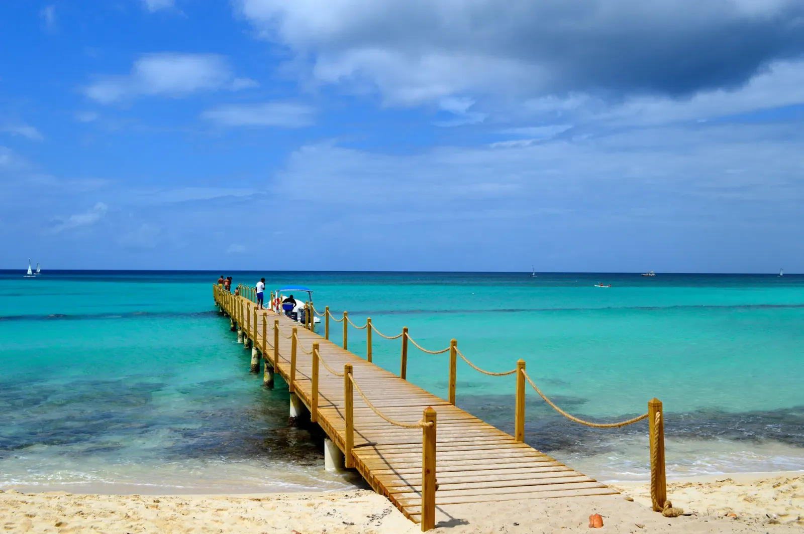 Verano en Hotel Iberostar Hacienda Dominicus — Bayahibe (BYH)