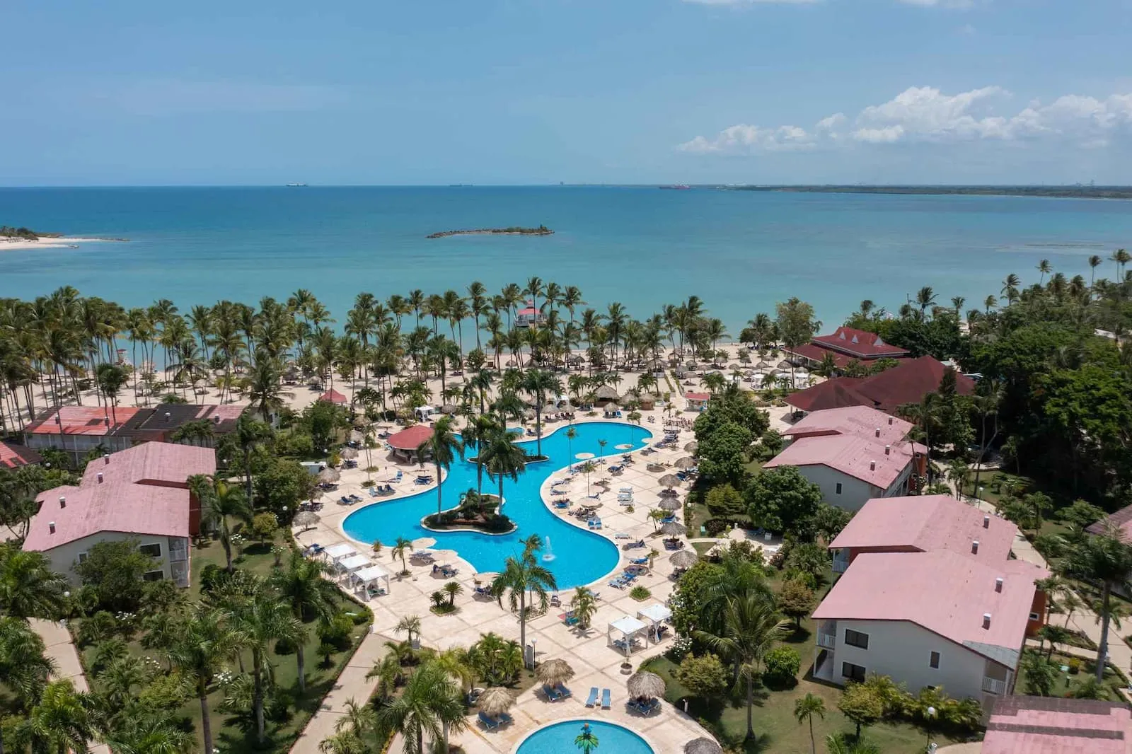 Verano a tu pinta: La Romana 2027 - Terrestre — La Romana (LRM)