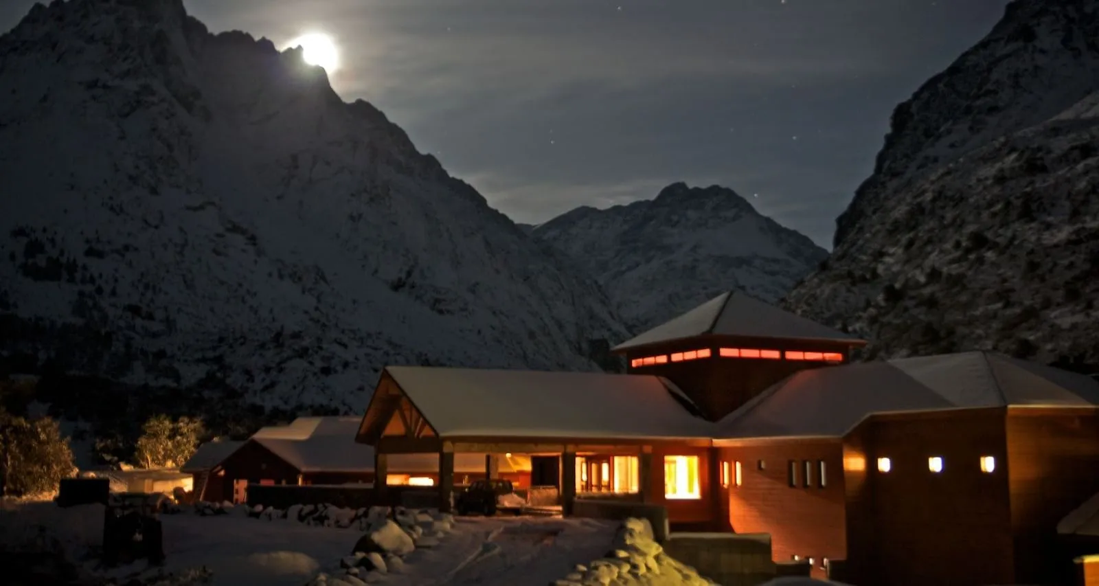 Noche Romantica Hotel Noi Puma Lodge 2026 — Rancagua