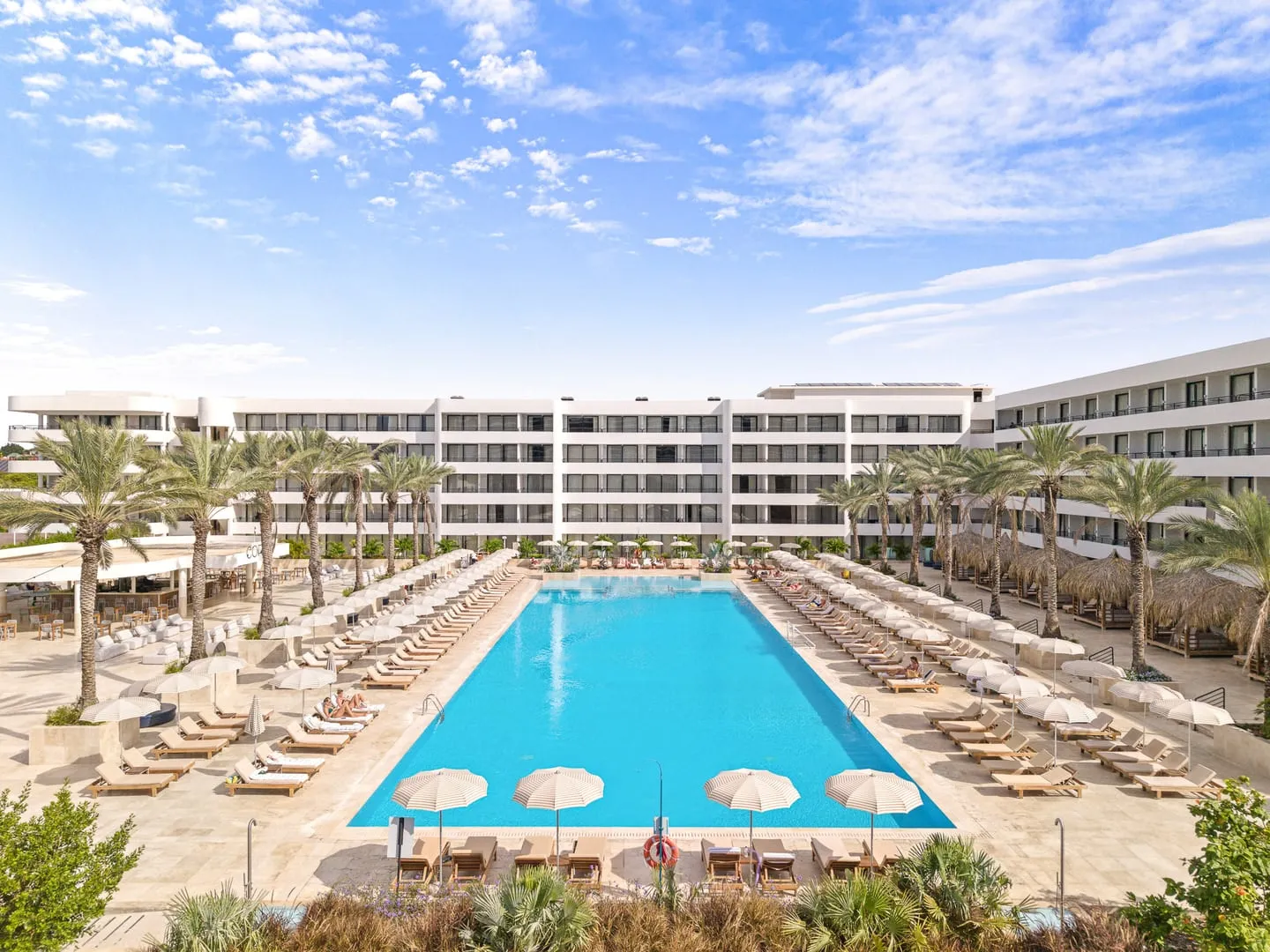 Hotel The Rif at Mangrove Beach Corendon AI Curacao Curio by Hilton