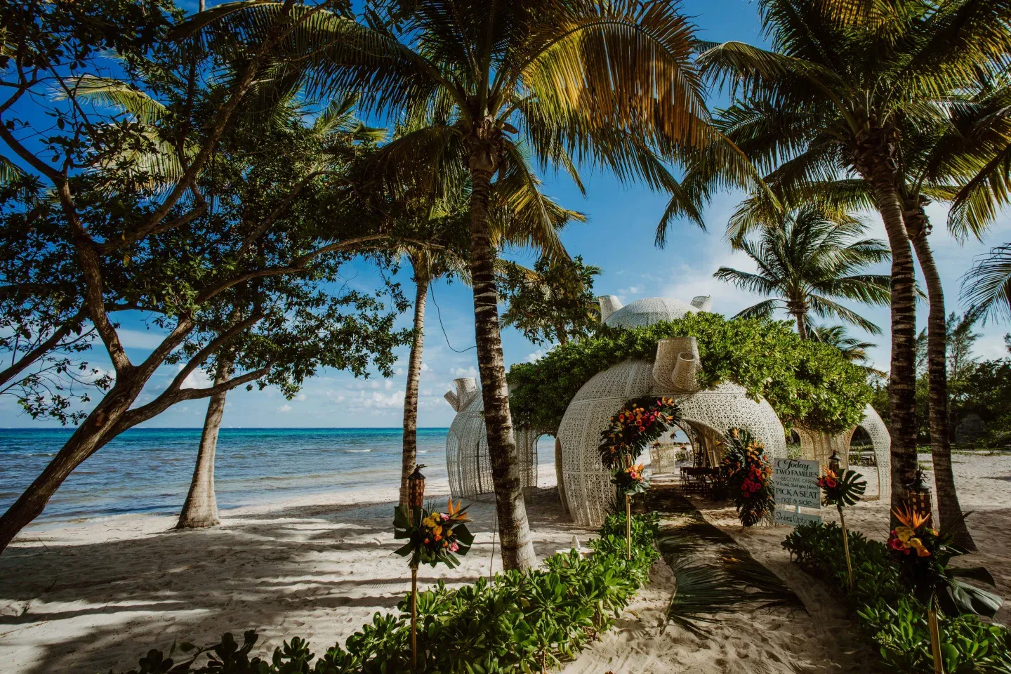 Verano en hoteles Sandos — Playa del Carmen (PCM)