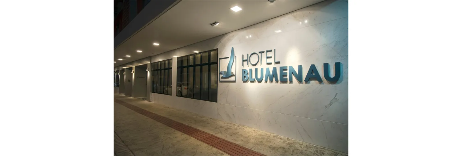 Hotel Hotel Blumenau - Balneário Camboriú