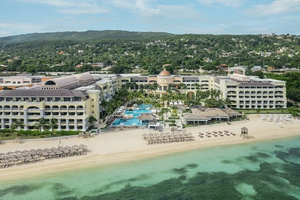 Hotel Joia Rose Hall by Iberostar