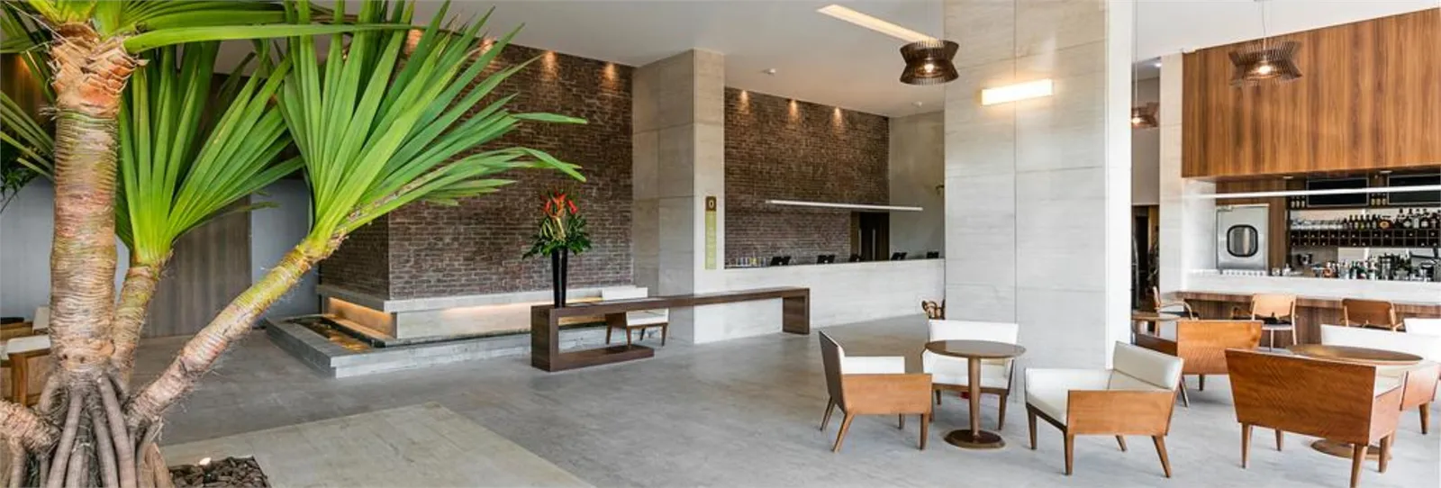 Hotel Square Design Hotel
